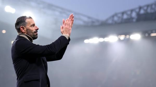 Ruud van Nistelrooy salutes the Manchester United fans